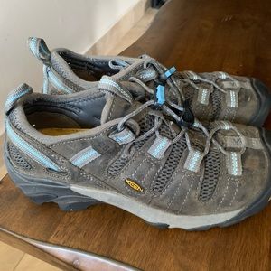Keen Low Hiking Shoe